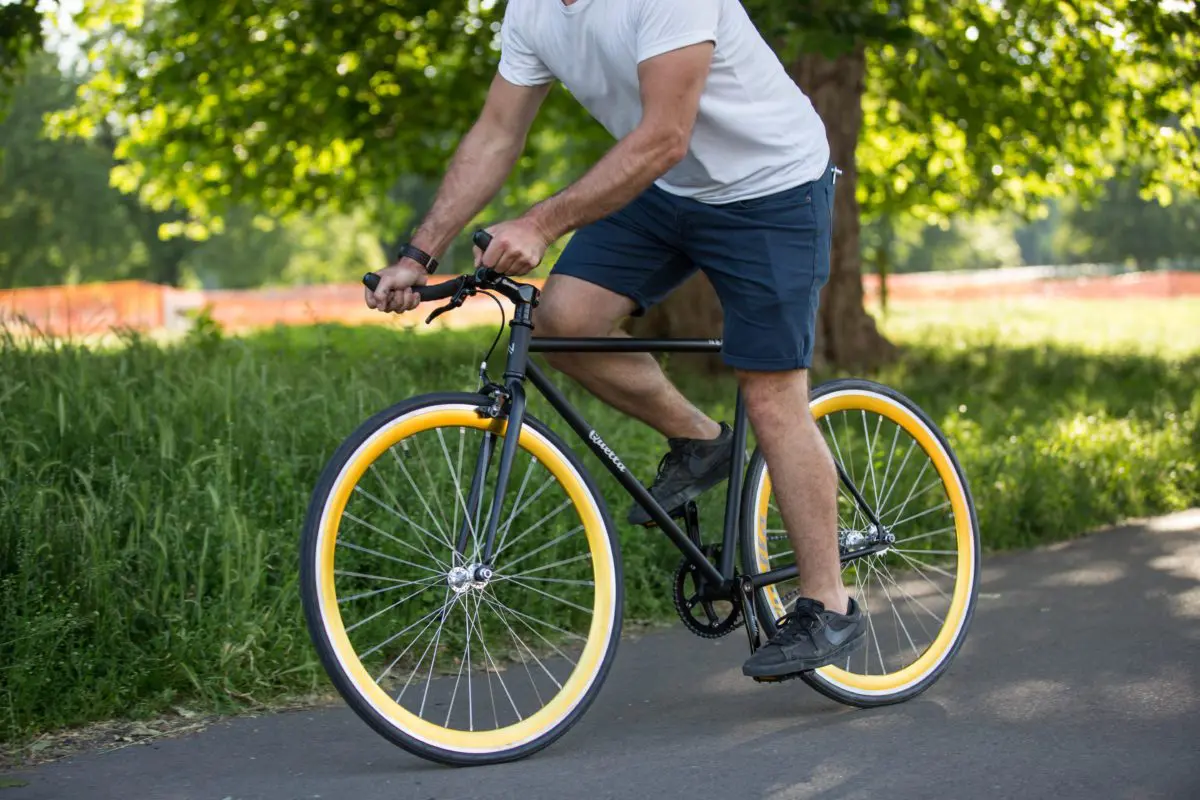 Nero Courier Gold Single-Speed Bike - Image 3
