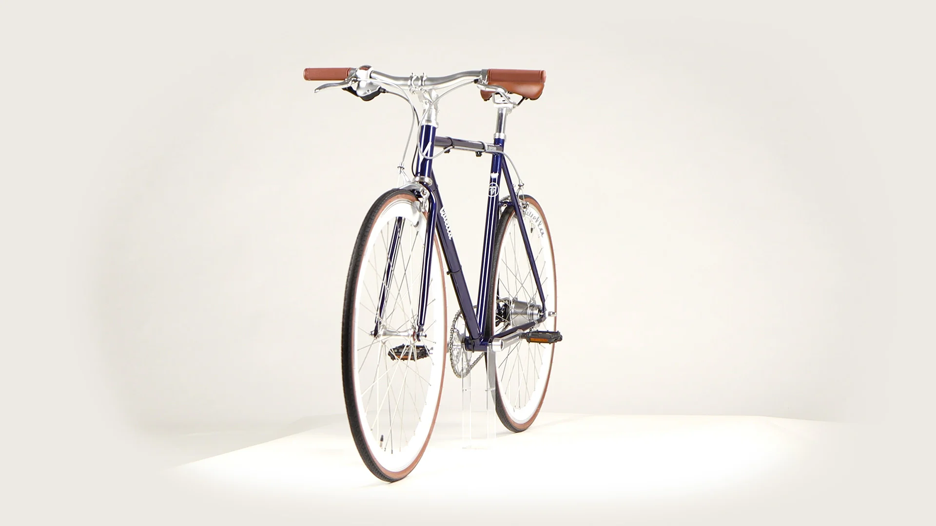 Varsity Oxford Classic Geared Bicycle - Image 63