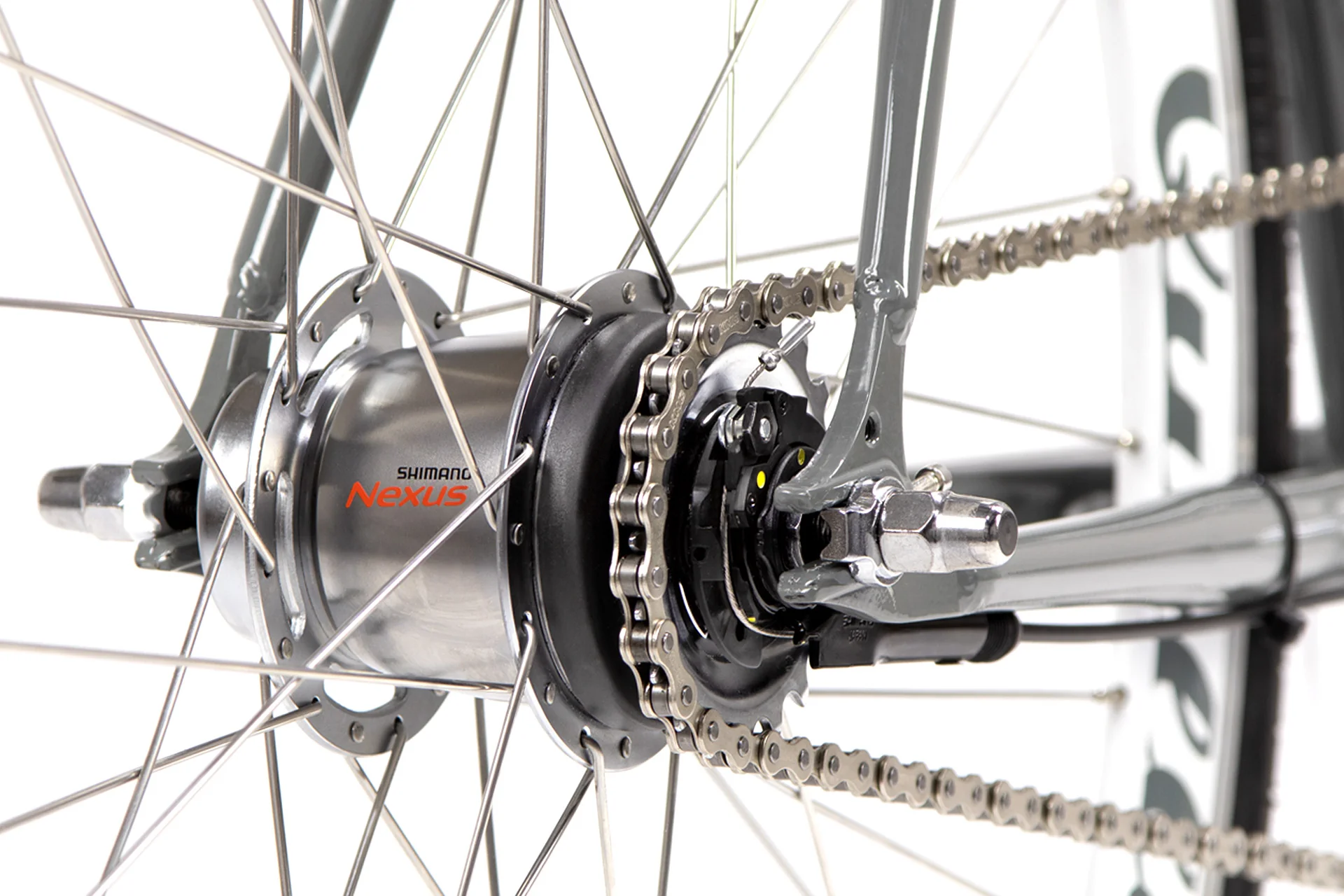 Varsity Edinburgh Classic Geared Bicycle - Image 3
