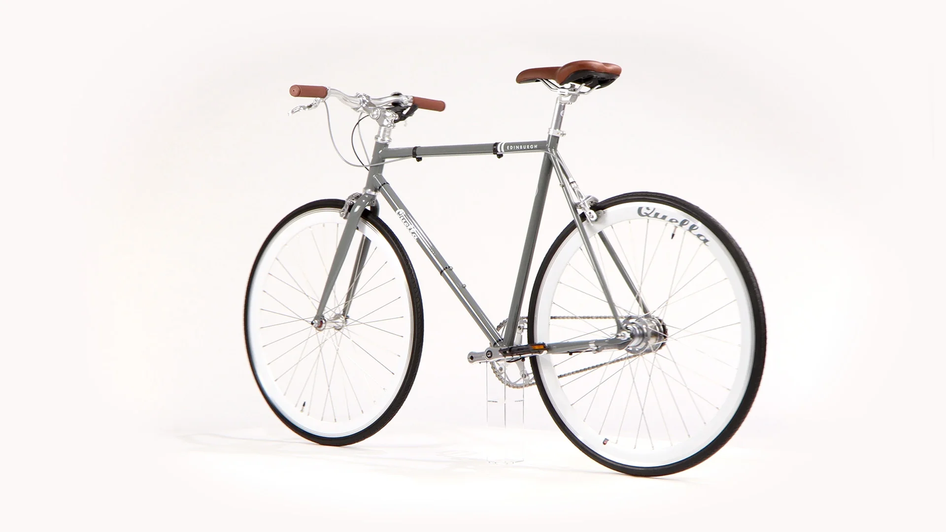 Varsity Edinburgh Classic Geared Bicycle - Image 44